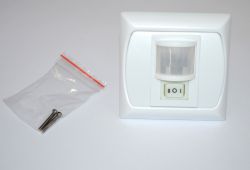 Mozgásérzékelő sűlly.120° fehér Kan 7690
MERGE JQ-L