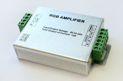 Led RGB jelerősítő 12A /controller/