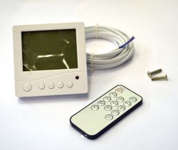 TR3100 RC programozható digitális
termosztát távirányítóval ( 1 zóna)