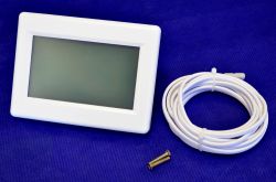 TR8200 programozható digitális
termosztát érintő képernyővel (1 zóna)