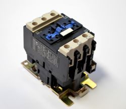 LC1-D 3201 230V Kontaktor****