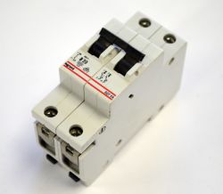 LX B 20A  2p. kismegszakító 604576