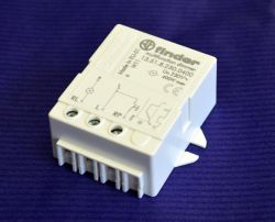 FIN.Elektr.lépt.relé dimmer 135182300400