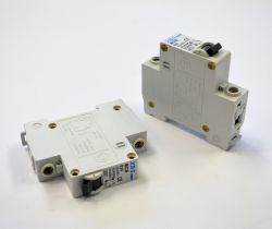 XBS 125B 1.p.kismegszakitó 25A B