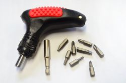 CS3032-03 Racsnis csavarhúzó klt 8+1