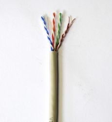 UTP 4x2xAWG24 CAT5E szám.gép k.305m
tömör