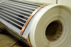 fűtőfólia EP-310 100cm-es 220W/m2 230V
100m/tekercs fehér